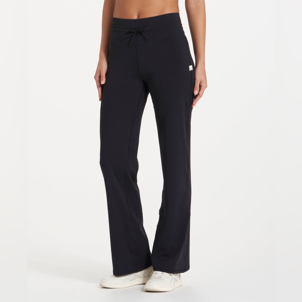 Vuori Daily Wide Leg